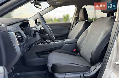 Позашляховик / Кросовер Nissan X-Trail 2024 в 