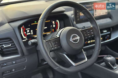 Позашляховик / Кросовер Nissan X-Trail 2024 в 