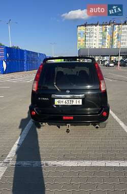 Внедорожник / Кроссовер Nissan X-Trail 2005 в 