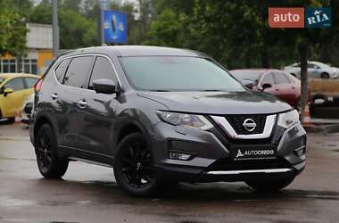 Позашляховик / Кросовер Nissan X-Trail 2018 в 