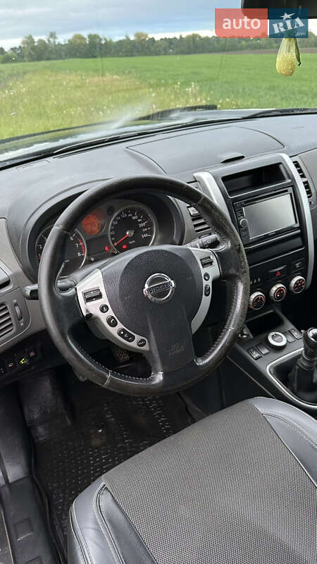 Внедорожник / Кроссовер Nissan X-Trail 2008 в Полонном