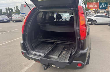 Позашляховик / Кросовер Nissan X-Trail 2007 в 