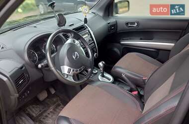 Внедорожник / Кроссовер Nissan X-Trail 2011 в 