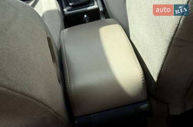 Внедорожник / Кроссовер Nissan X-Trail 2002 в 