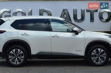 Позашляховик / Кросовер Nissan X-Trail 2023 в 