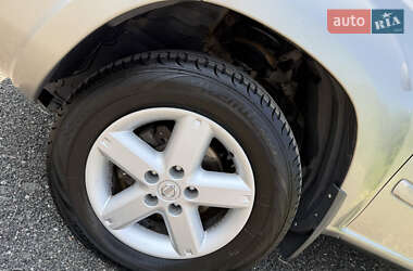 Позашляховик / Кросовер Nissan X-Trail 2006 в 