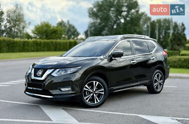 Внедорожник / Кроссовер Nissan X-Trail 2019 в Киеве