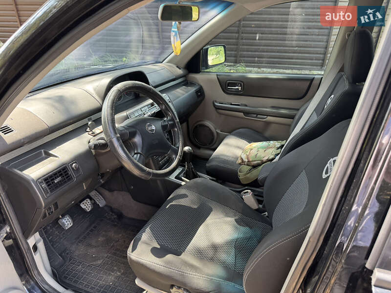 Внедорожник / Кроссовер Nissan X-Trail 2003 в Чернигове