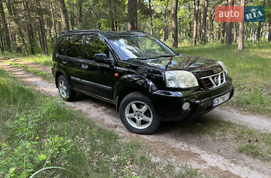 Внедорожник / Кроссовер Nissan X-Trail 2003 в 