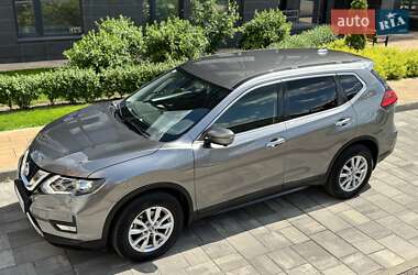 Внедорожник / Кроссовер Nissan X-Trail 2019 в 