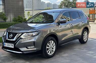Внедорожник / Кроссовер Nissan X-Trail 2019 в 