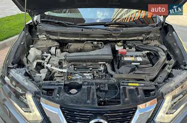 Внедорожник / Кроссовер Nissan X-Trail 2019 в 
