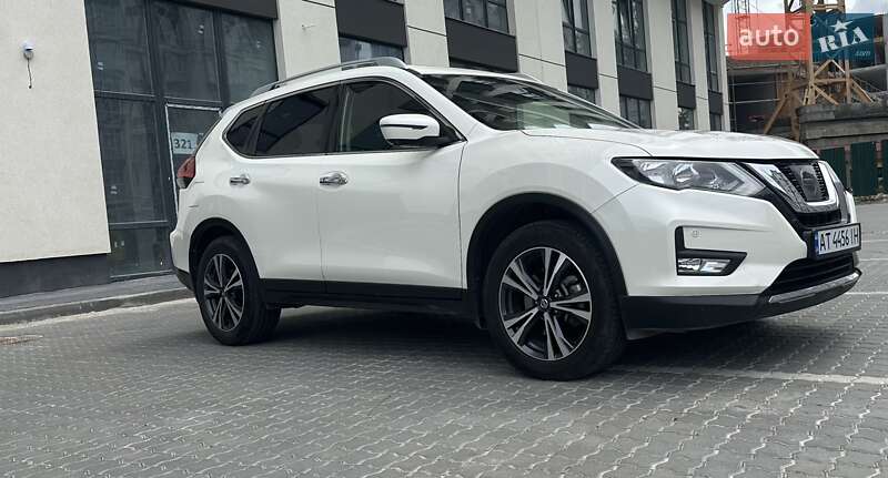 Позашляховик / Кросовер Nissan X-Trail 2018 в Івано-Франківську