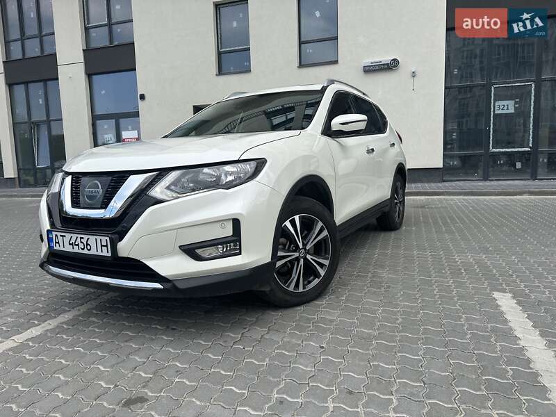 Позашляховик / Кросовер Nissan X-Trail 2018 в Івано-Франківську