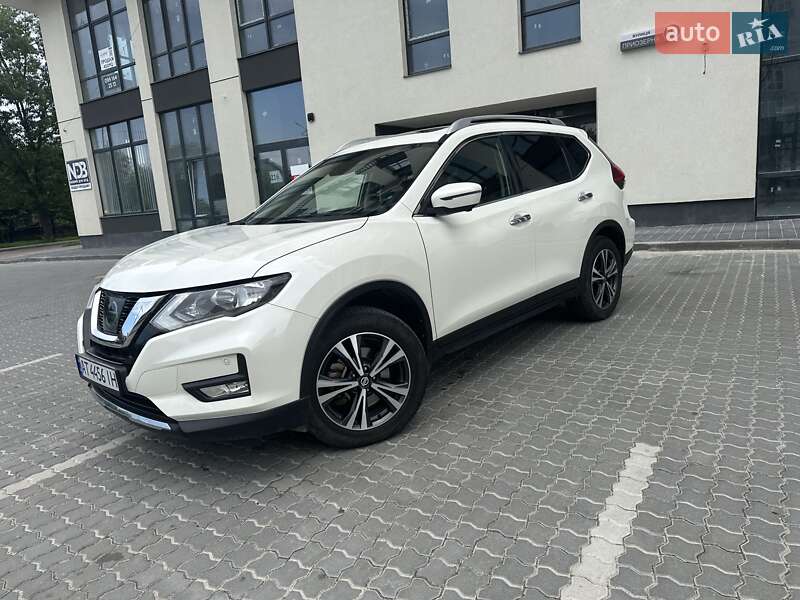 Позашляховик / Кросовер Nissan X-Trail 2018 в Івано-Франківську