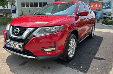 Внедорожник / Кроссовер Nissan X-Trail 2017 в Киеве