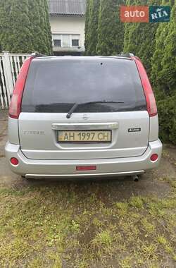 Внедорожник / Кроссовер Nissan X-Trail 2007 в 