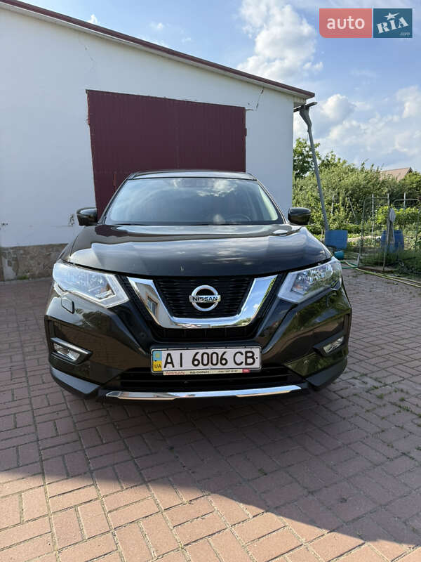 Позашляховик / Кросовер Nissan X-Trail 2018 в Обухові
