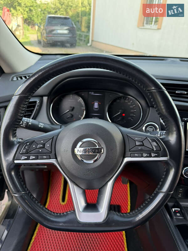 Позашляховик / Кросовер Nissan X-Trail 2018 в Обухові