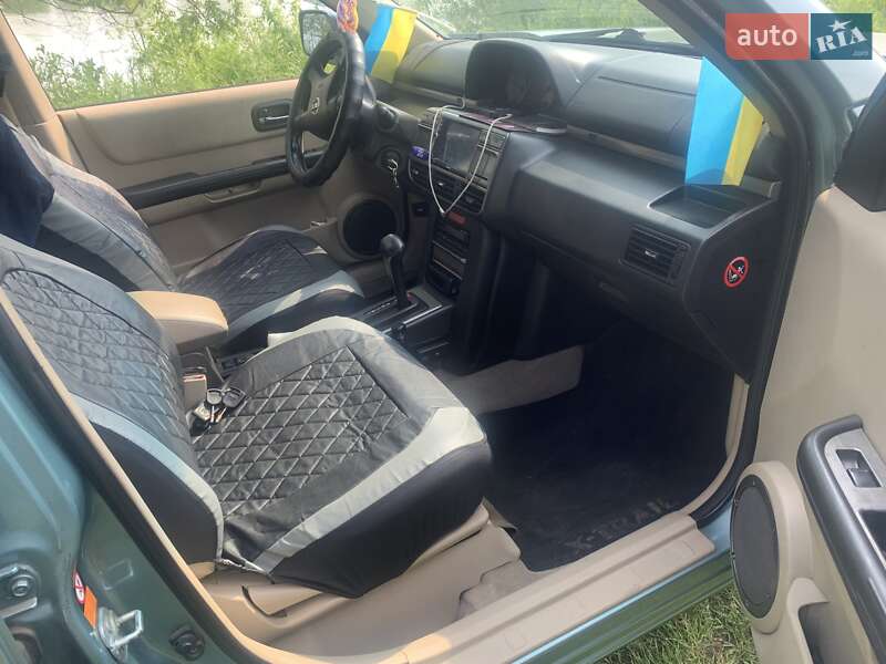 Позашляховик / Кросовер Nissan X-Trail 2003 в Чернігові