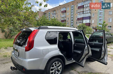 Внедорожник / Кроссовер Nissan X-Trail 2012 в 