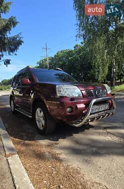 Внедорожник / Кроссовер Nissan X-Trail 2006 в Сумах