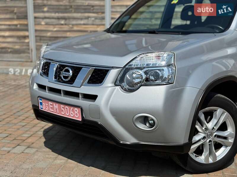 Позашляховик / Кросовер Nissan X-Trail 2011 в Києві