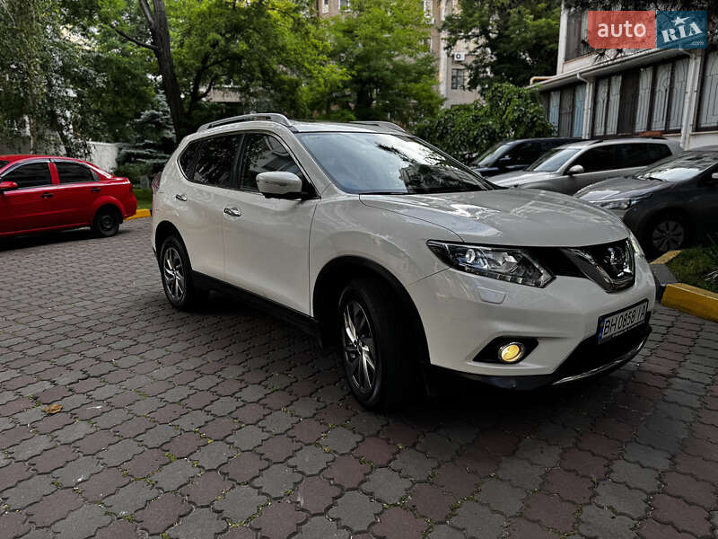 Позашляховик / Кросовер Nissan X-Trail 2017 в Одесі
