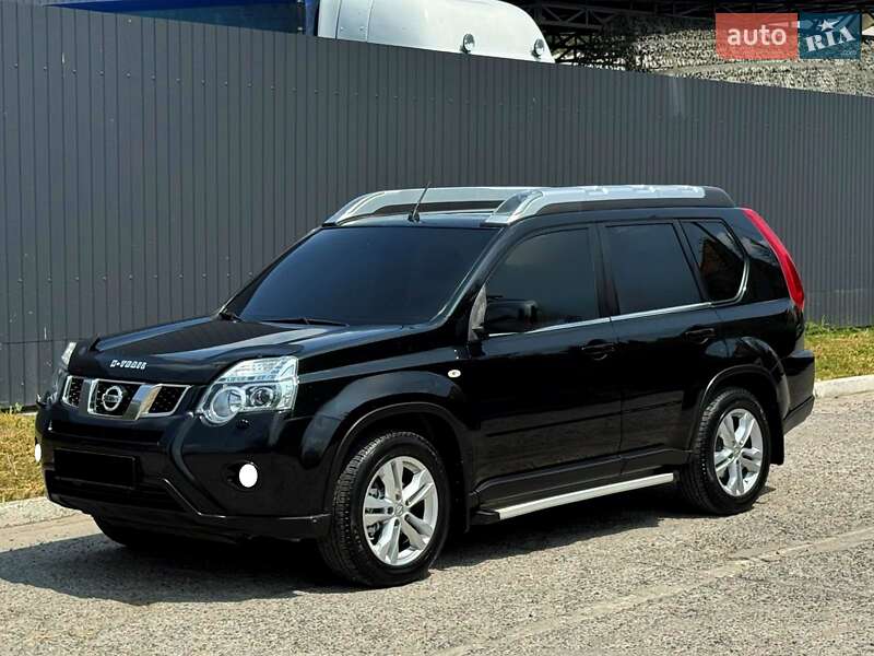Nissan X-Trail 2014