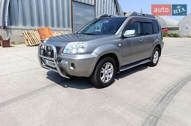 Позашляховик / Кросовер Nissan X-Trail 2004 в Києві