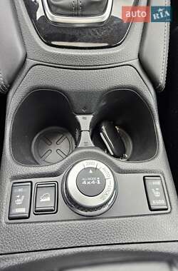 Внедорожник / Кроссовер Nissan X-Trail 2020 в 