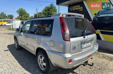 Внедорожник / Кроссовер Nissan X-Trail 2004 в 
