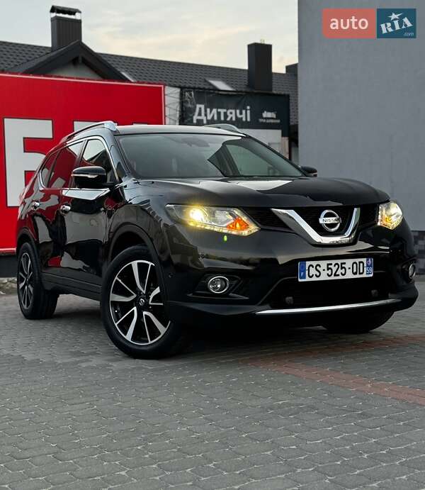 Nissan X-Trail 2015