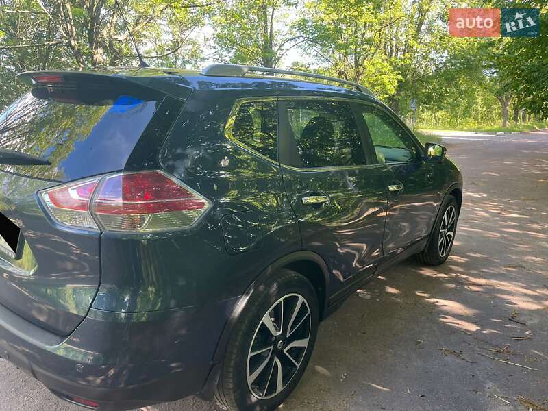 Позашляховик / Кросовер Nissan X-Trail 2015 в Бердичеві