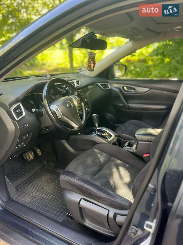 Позашляховик / Кросовер Nissan X-Trail 2015 в Бердичеві