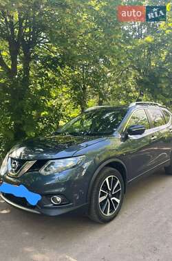Внедорожник / Кроссовер Nissan X-Trail 2015 в Бердичеве