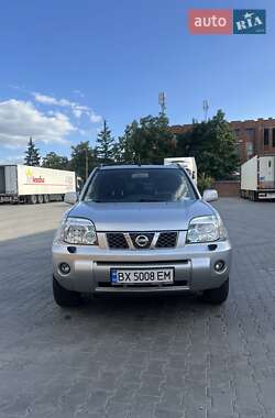Внедорожник / Кроссовер Nissan X-Trail 2005 в Каменец-Подольском