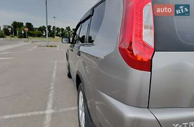 Внедорожник / Кроссовер Nissan X-Trail 2012 в 