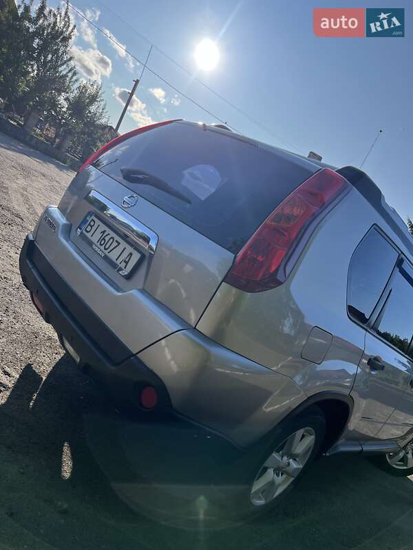 Внедорожник / Кроссовер Nissan X-Trail 2008 в Гадяче