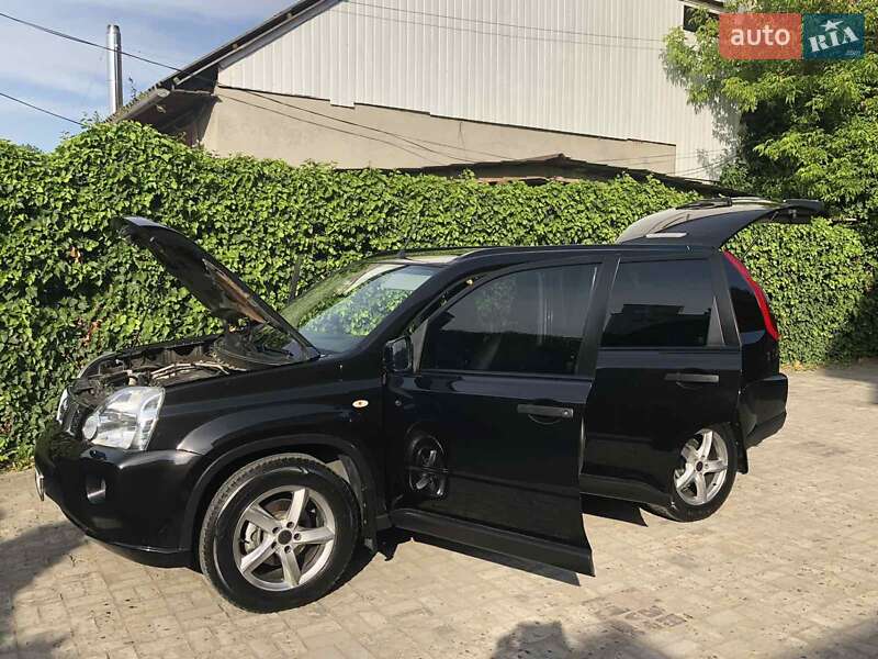 Внедорожник / Кроссовер Nissan X-Trail 2007 в Калуше