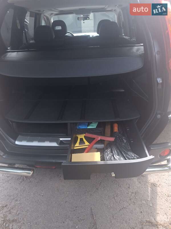 Позашляховик / Кросовер Nissan X-Trail 2008 в Львові