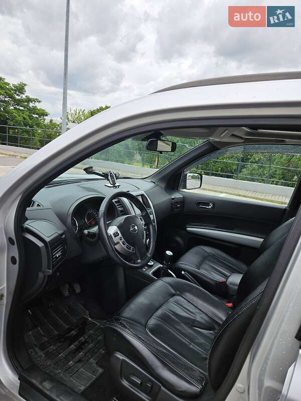 Внедорожник / Кроссовер Nissan X-Trail 2011 в Любешове