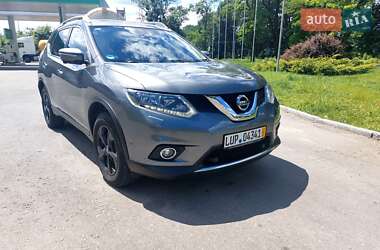 Внедорожник / Кроссовер Nissan X-Trail 2017 в Львове