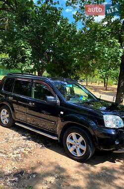Внедорожник / Кроссовер Nissan X-Trail 2007 в Николаеве