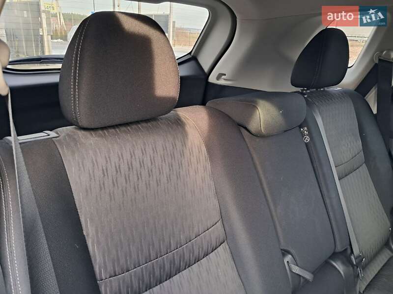 Внедорожник / Кроссовер Nissan X-Trail 2018 в Львове