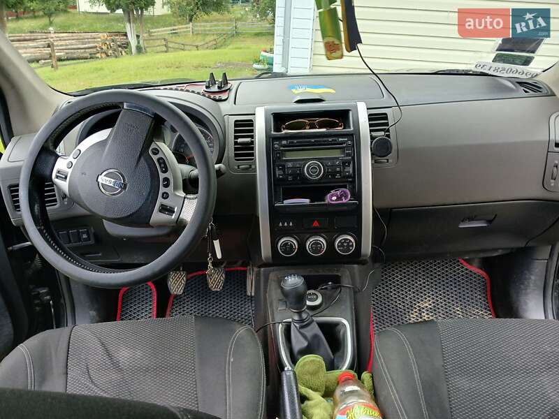 Позашляховик / Кросовер Nissan X-Trail 2007 в Верховині