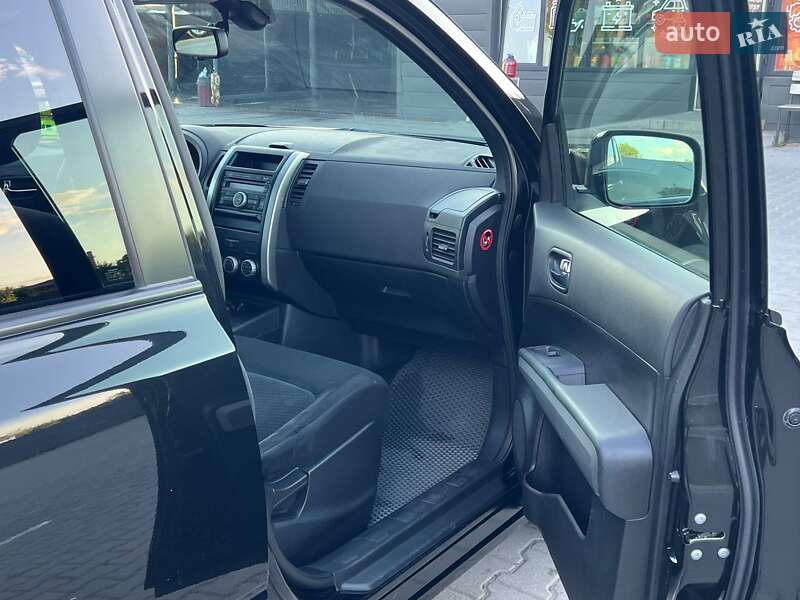 Позашляховик / Кросовер Nissan X-Trail 2011 в Хмельницькому