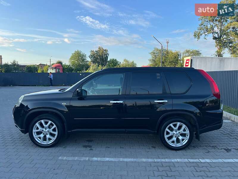 Позашляховик / Кросовер Nissan X-Trail 2011 в Хмельницькому