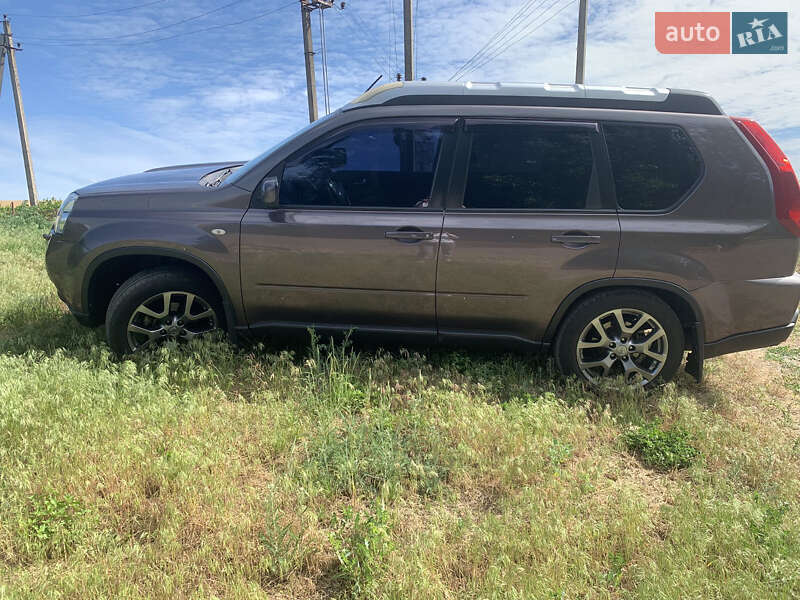 Позашляховик / Кросовер Nissan X-Trail 2010 в Гайвороні