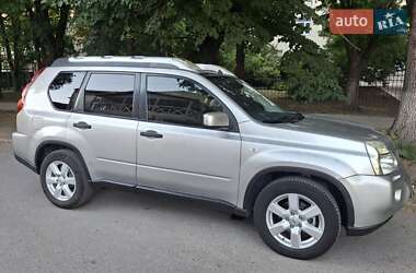 Внедорожник / Кроссовер Nissan X-Trail 2010 в 